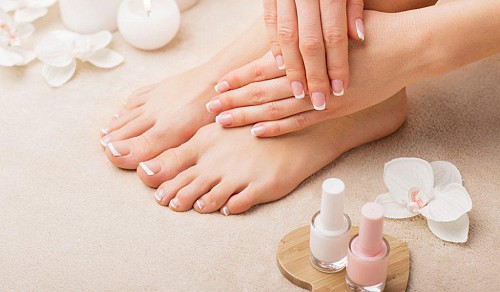 Mẹo hay giúp móng tay mọc nhanh hơn bạn đã biết?
